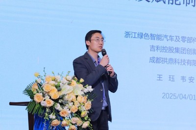 以‘三个校园’建设为引擎，解锁AI时代产教融合新路径——以浙江软件开发为例